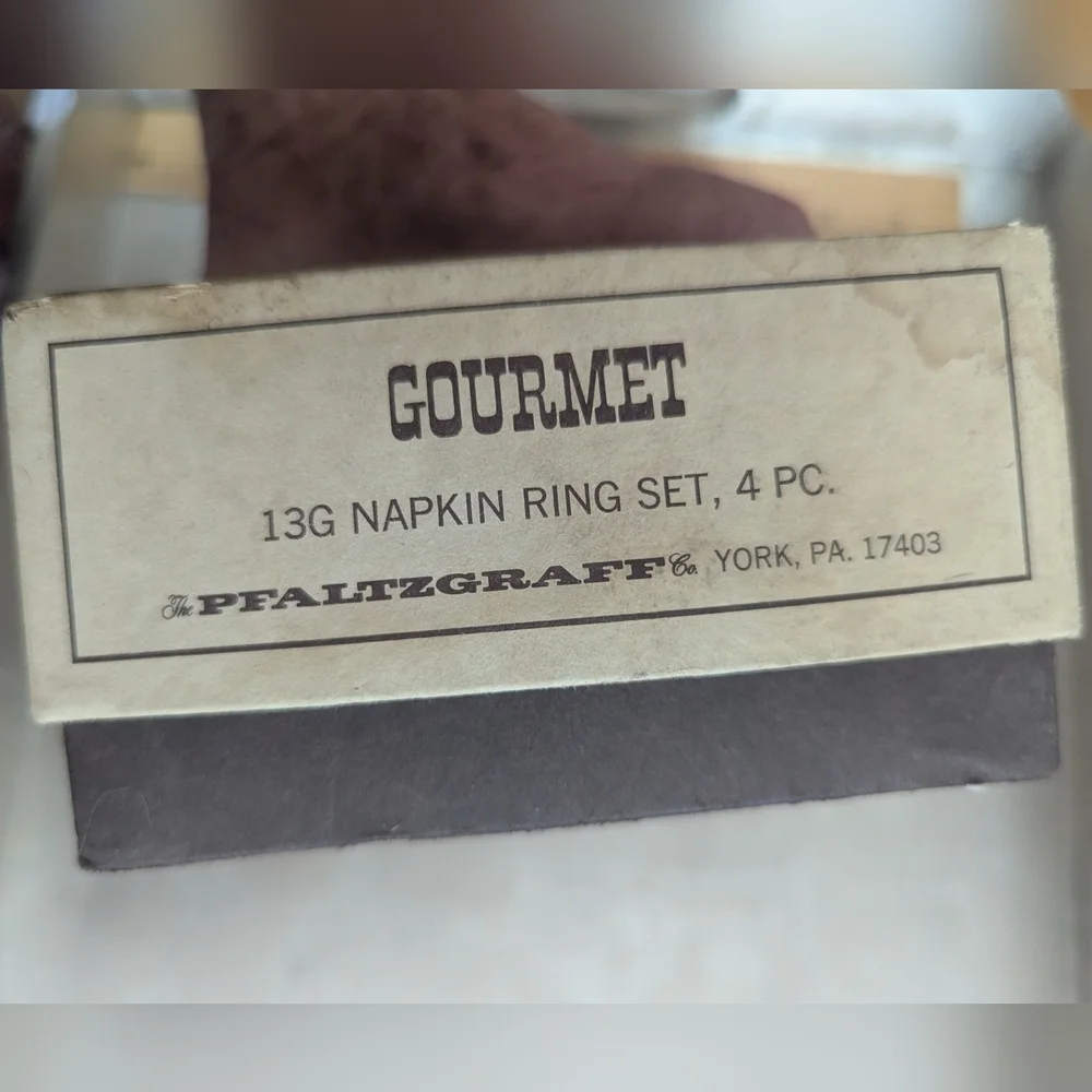 Pfaltzgraff Dark Brown Napkin Ring Set